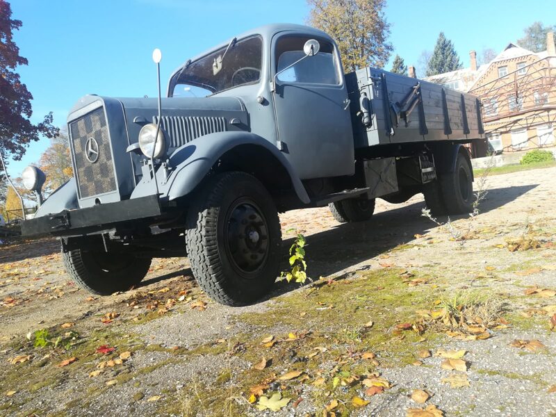 Mercedes L7500